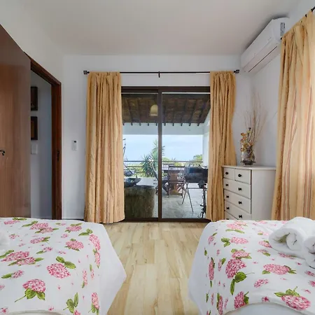 Casa Hortencias By Azoresrent * Farroupo